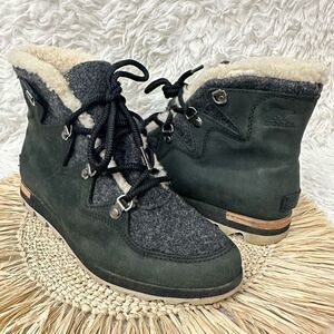 Sorel Sneakchic Alpine‎ Fleece Lined Boots in  Black Leather & Gray Felt sz 8
